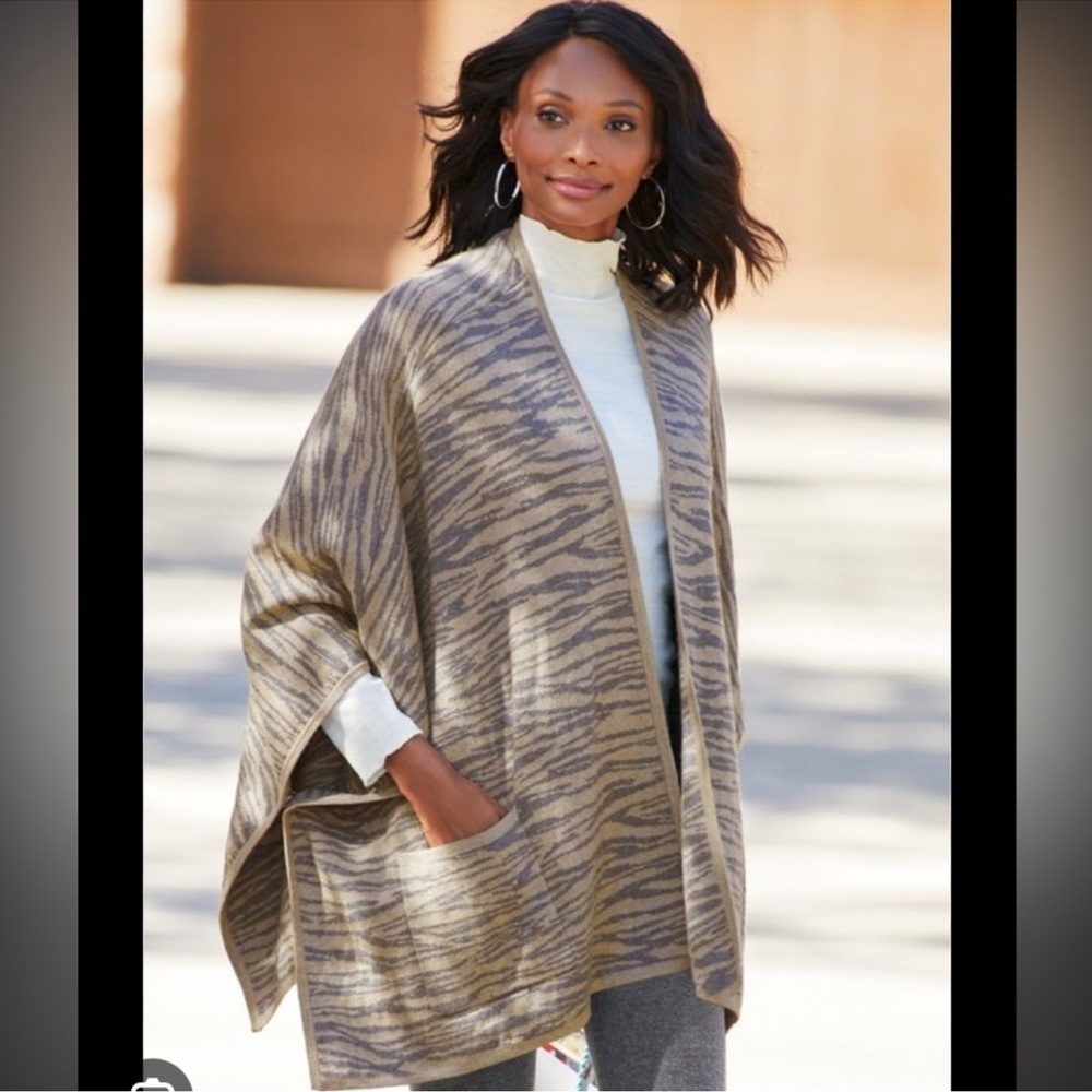 Soft Surrounding Poncho Sweater One Size Wool Cashmere Go Lively Zebra Wrap